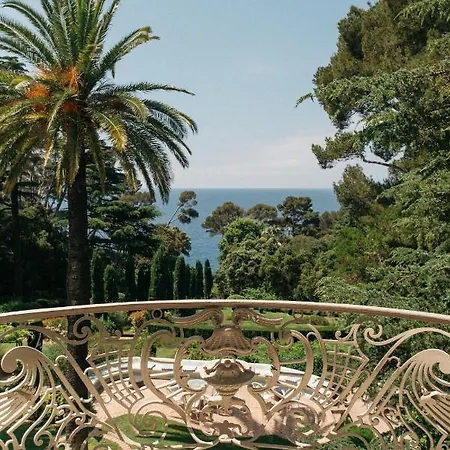Exclusive Waterfront - Cote Dazur *